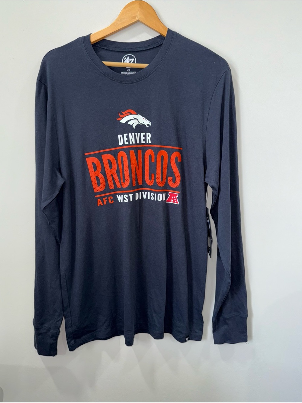 47 Brand Denver Broncos Long Sleeve Tee Men’s Large Navy with Orange NWT